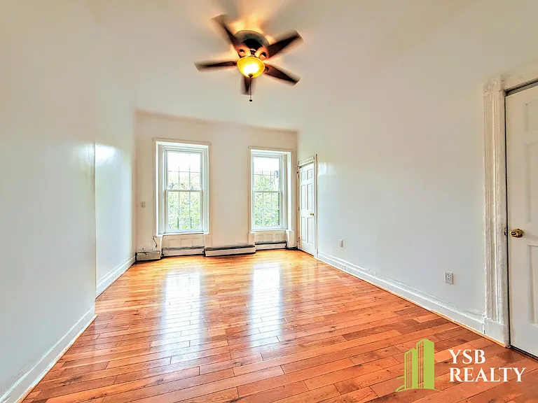 253 Vernon Ave #4 — Photo 6