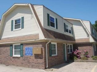 9417 1st View St APT 4, Norfolk, VA 23503
