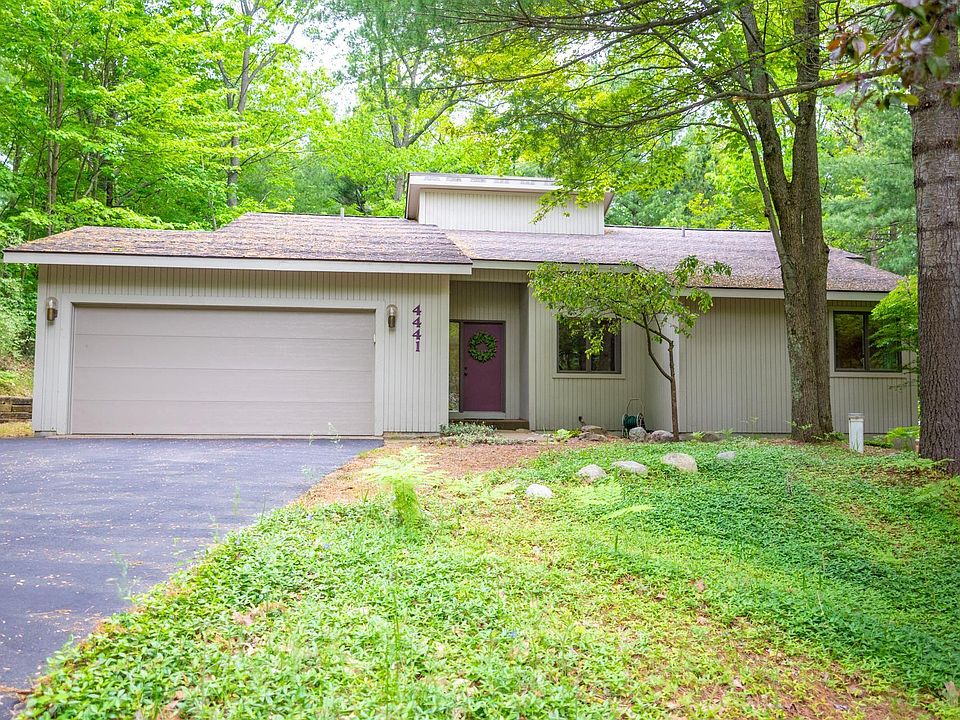 1st image of 4441 E Timberwood Dr