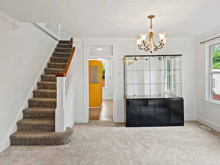 5407 Catalpha Rd — Photo 4