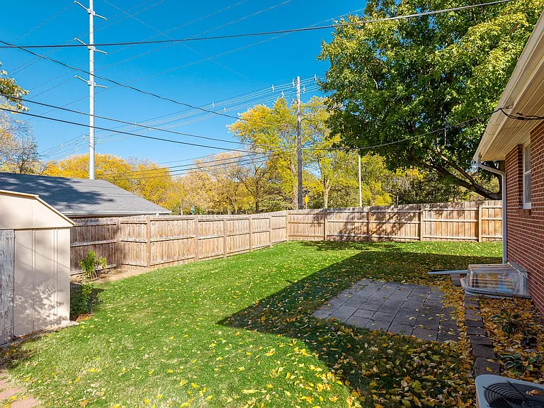 5540 Oldham St — Photo 24