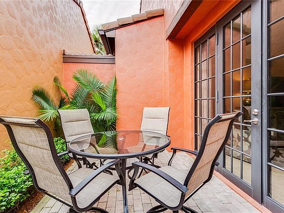 5th image of 9080 Chula Vista St #104-5
