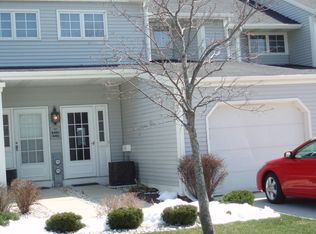 8412 S Tuckaway Shore Dr #8412, Franklin, WI 53132