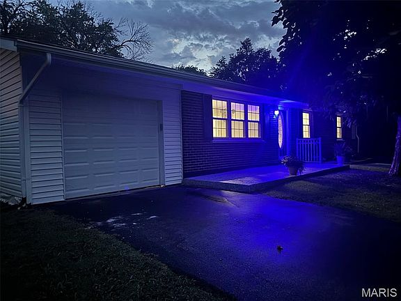 2nd image of 24 Sandy Dr