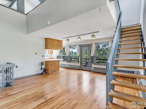 5th image of 5566 Sugarloaf Rd