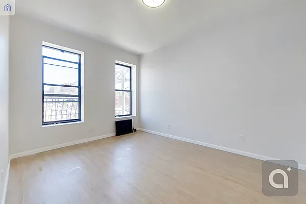 Rented by MAPT Residential LLC | media 16