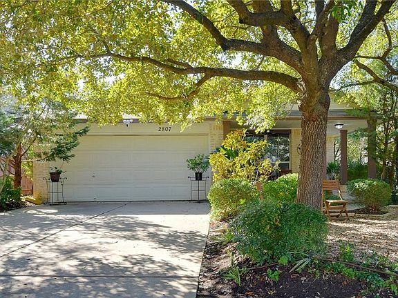 2nd image of 2807 Winslow Dr