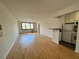 Rented by Olnick Organization