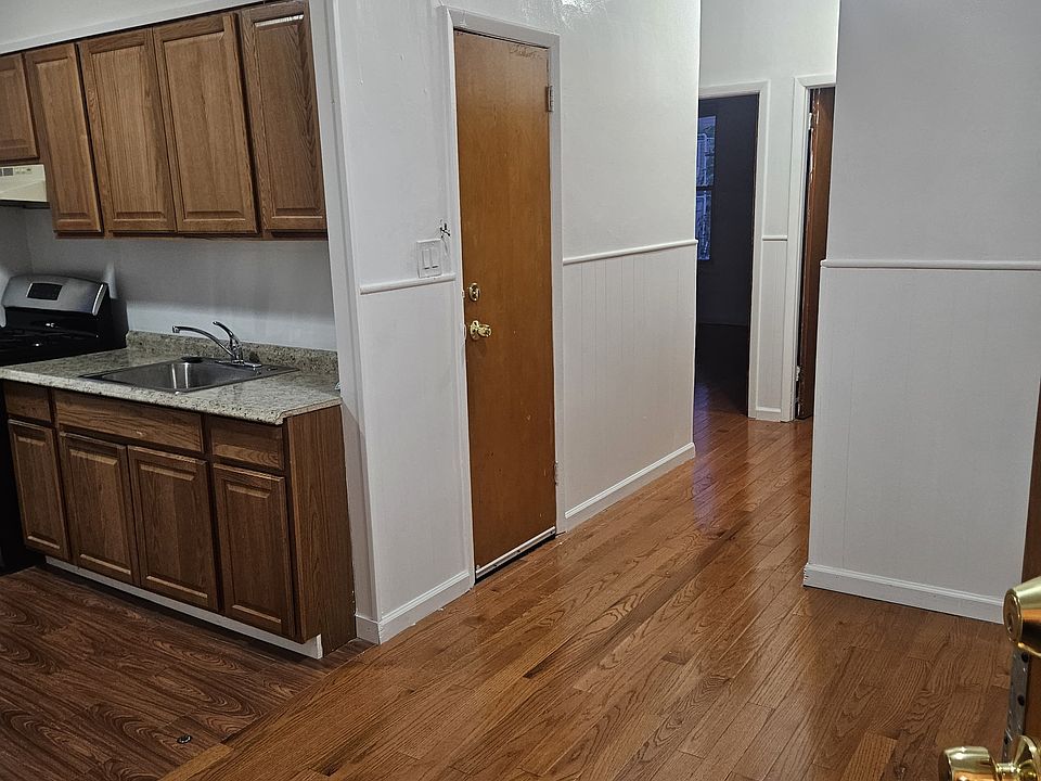 1st image of 8840 81st Ave #2