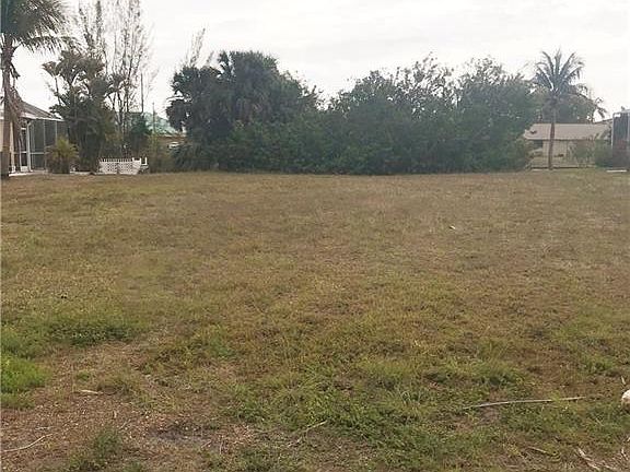 3rd image of 123 SE 15th Ave