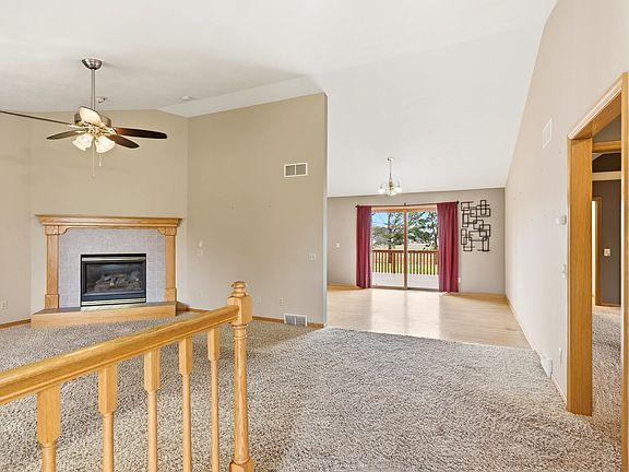 5th image of 2734 Brooks Ridge Dr
