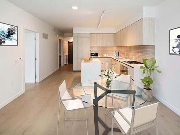 3rd image of 1000 3rd St Unit 508