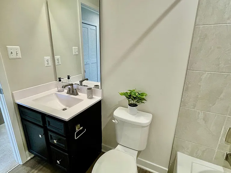1518 Wilmer Park Ln — Photo 44