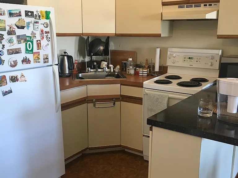 922 Beacon St #41 — Photo 5
