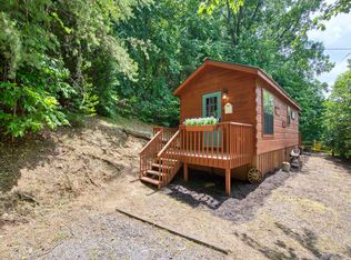 366 Buckeye Access Rd, Swannanoa, NC 28778