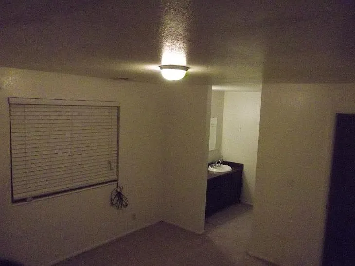 3 bed, 1200 sqft, $1,700 — Photo 3