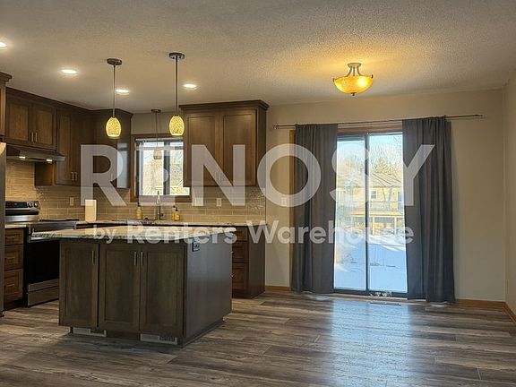 2nd image of 4648 Cedar Lake Rd S APT 1