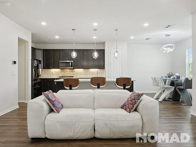 18066 Fenders Way — Photo 11