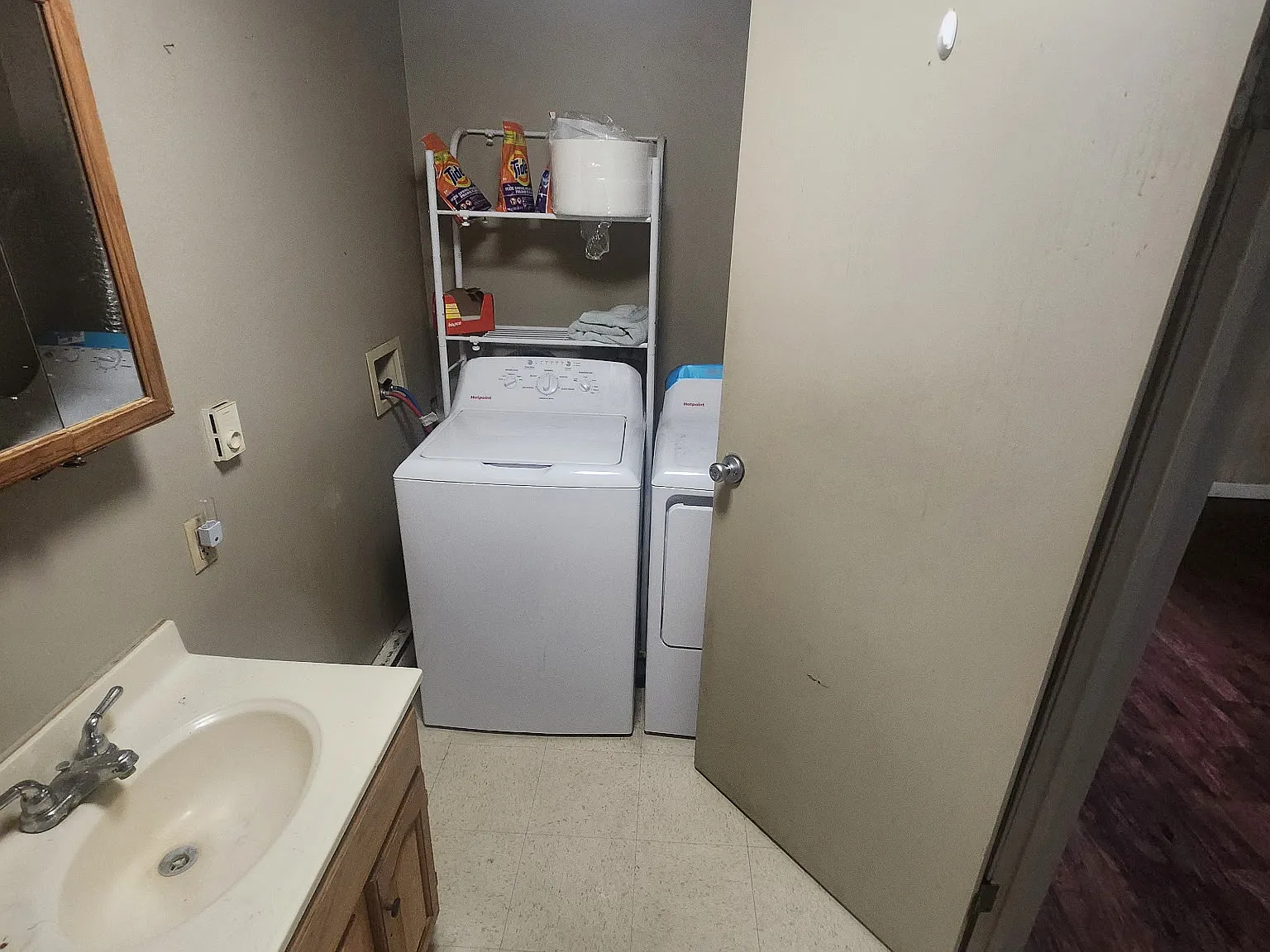 1 bed, 800 sqft, $800 — Photo 4