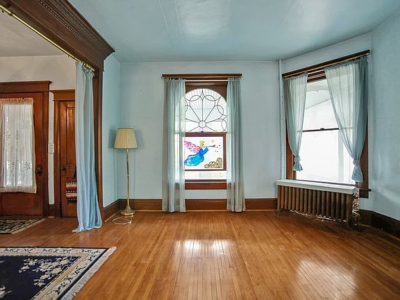 19th image of 15 Germania St