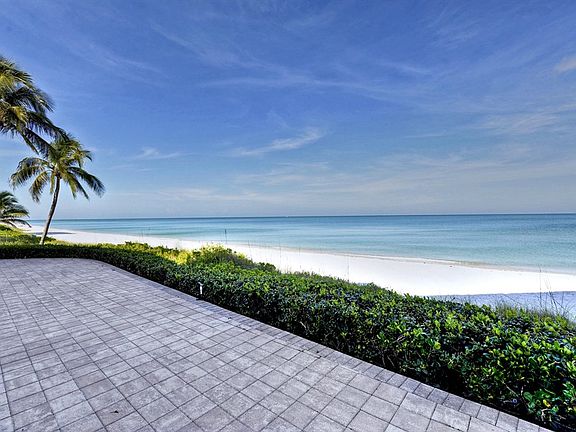 4th image of 3401 Gulf Shore Blvd N