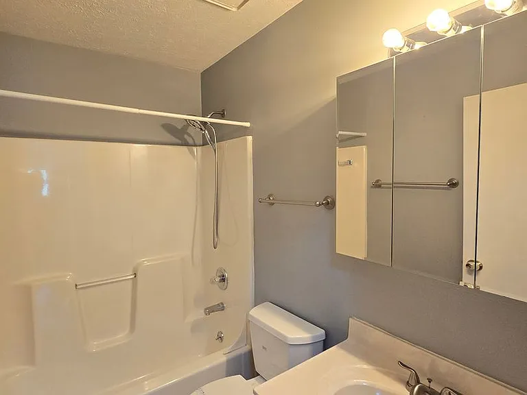 3706 Locust Ave — Photo 15