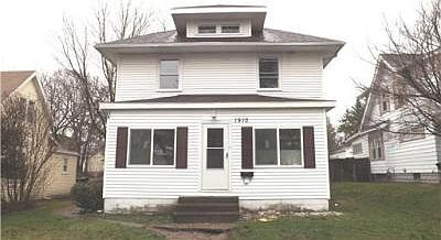 1st image of 1910 Catalpa Ave