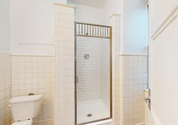 5120 S. Hyde Park Boulevard — Photo 21