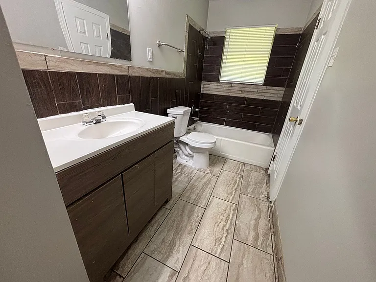 2771 Northmeade Ave — Photo 10