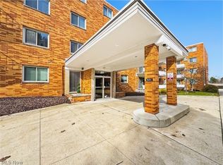 521 Tollis Pkwy APT 396, Broadview Heights, OH 44147