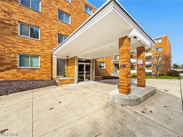 521 Tollis Pkwy APT 396, Broadview Heights, OH 44147