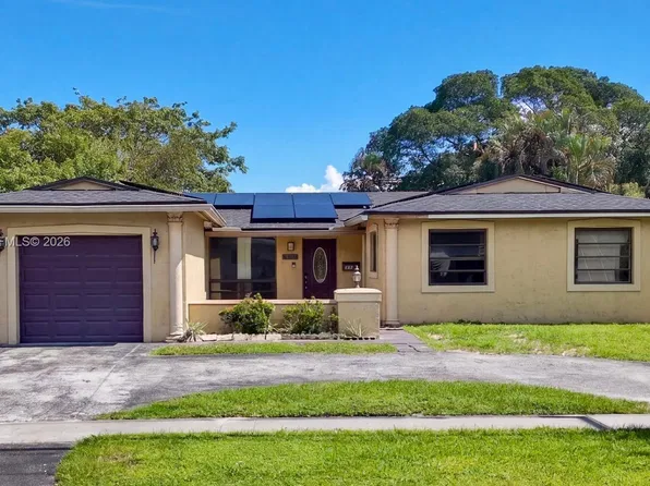 2420 NW 42nd Ave, Lauderhill, FL 33313