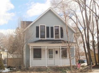 1216 Valley Ave NW, Grand Rapids, MI 49504