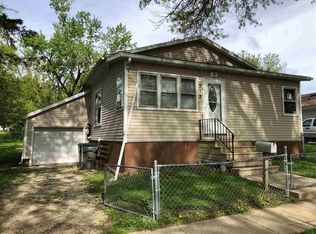 912 2nd Ave NE, Oelwein, IA 50662