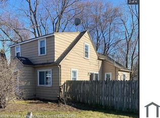 2227 W Miller Rd, Lansing, MI 48911