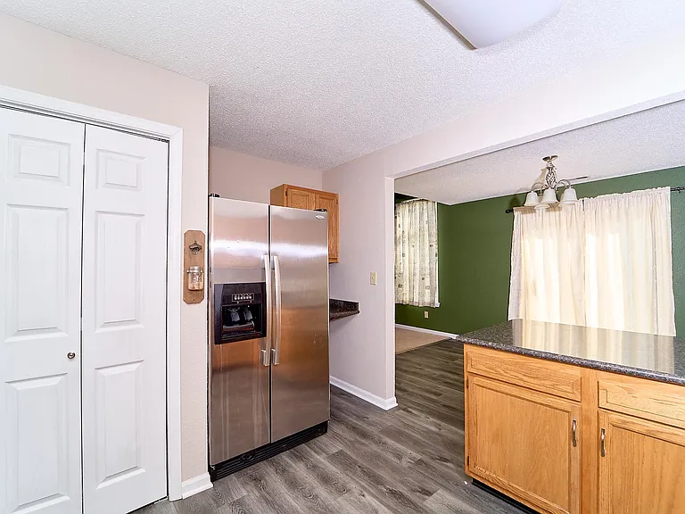 1928 Long Lake Dr — Photo 13