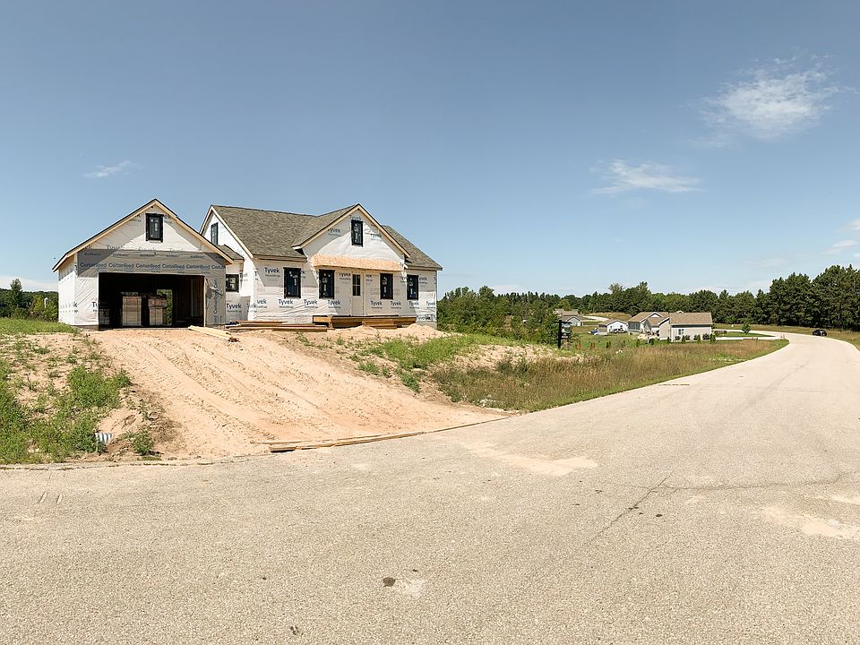 8558 S Olivia Dr, Maple City, MI 49664 | Zillow