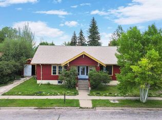 319 S 6th St, Laramie, WY 82070