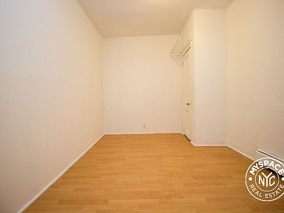 3rd image of 579 Saint Johns Pl APT 2F