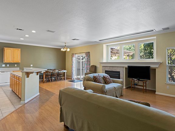 3rd image of 6295 Pebble Beach Dr