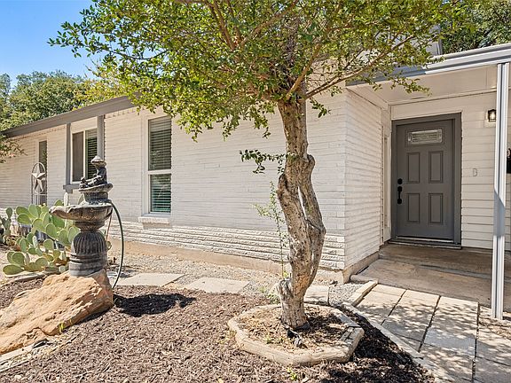 3rd image of 3411 Ashcroft Ct