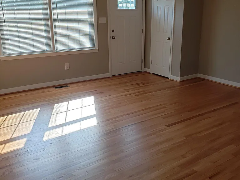 2728 Hamp Stone Rd — Photo 3
