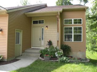 137 Summit Dr, Allegan, MI 49010