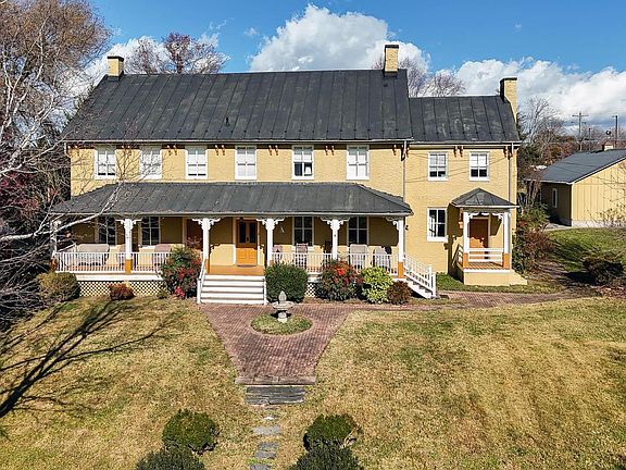 2nd image of 120 Water St