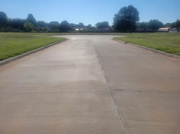 2321 Rockwell Dr, Duncan, OK 73533