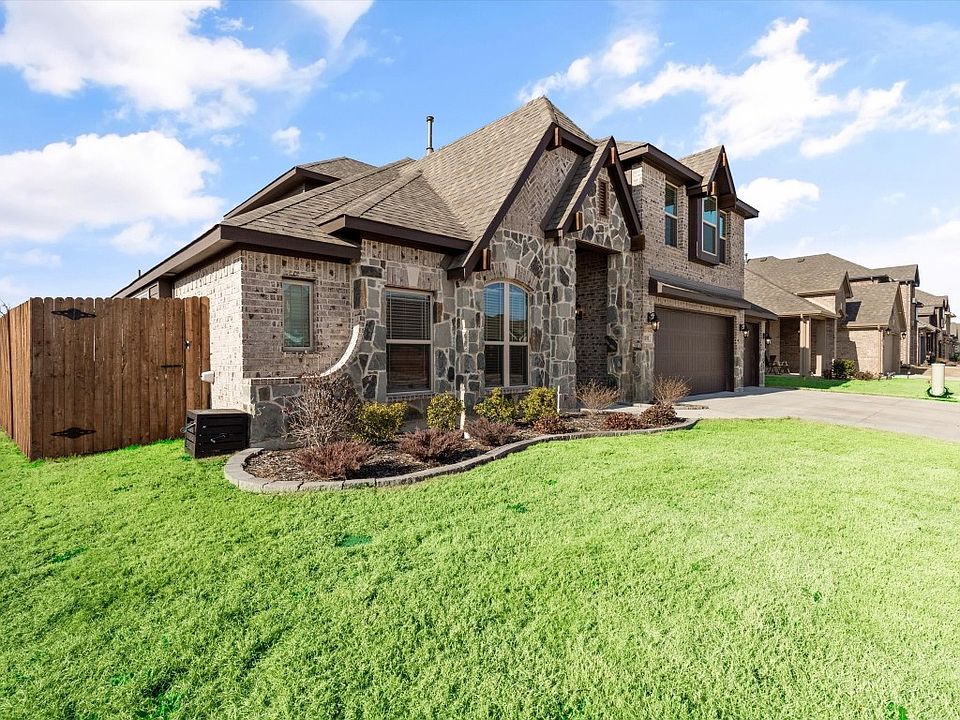 1st image of 1101 Hidden Cove Dr