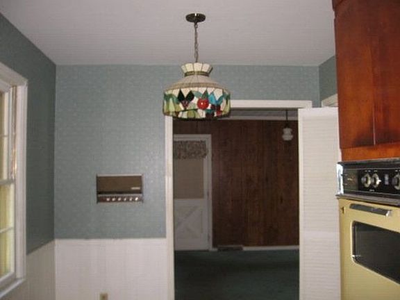 4th image of 3265 Clairmont Ave