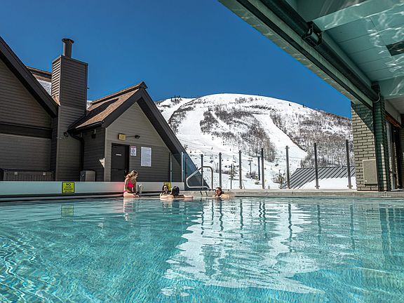 Indoor/Outdoor Heated Pool & Hot Tub