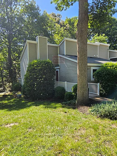 1827 Ivystone Dr Photo 1