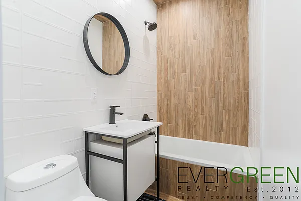 Rented by ERNY LLC | media 41